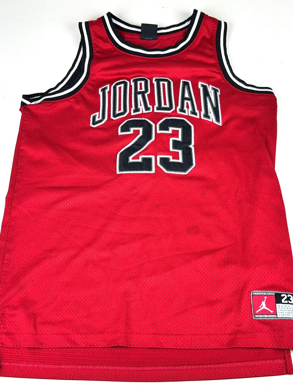 Air Jordan #23 Basketball Jersey Youth Size XL Red black